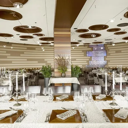 Mond, Resort&entertainment