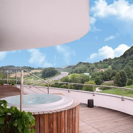 Mond, Resort&entertainment 4* Sentilj