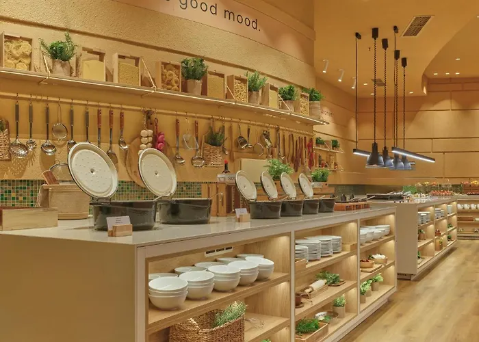 Mond, & Entertainment 4* Sentilj