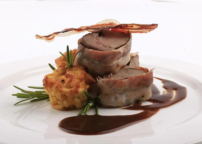 Mond, & Entertainment 4* Sentilj