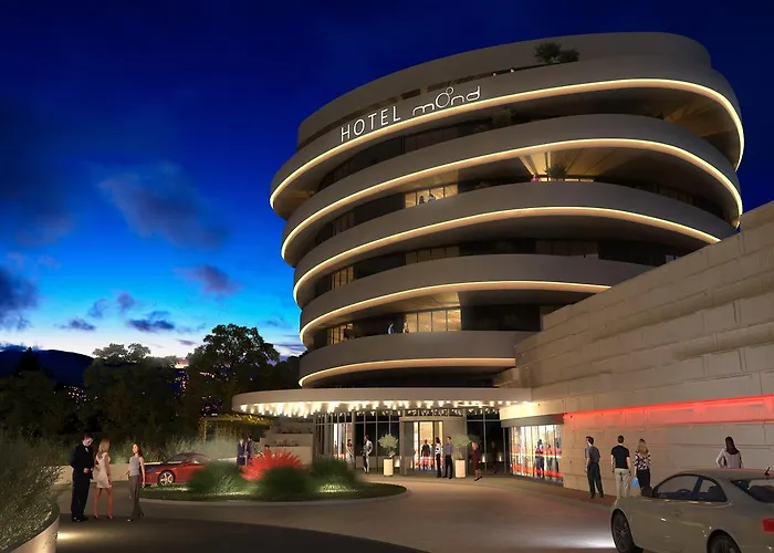 Mond, & Entertainment 4* Sentilj