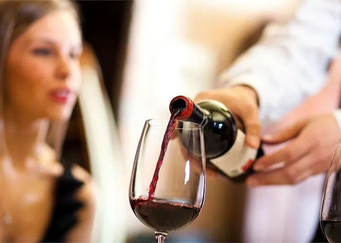 Mond, & Entertainment Hotel Sentilj