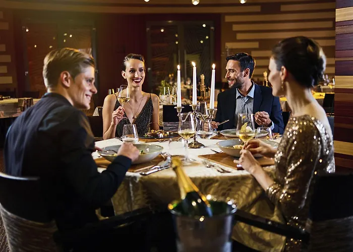 Hotel Mond, & Entertainment