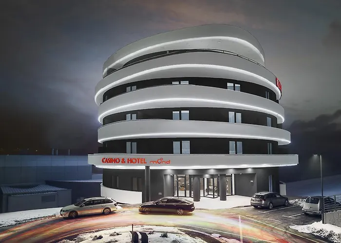 Mond, & Entertainment Hotel Sentilj