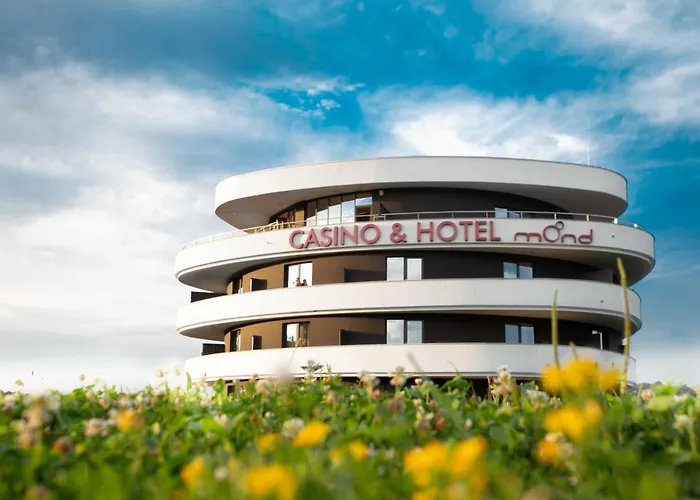 Hotel Mond, & Entertainment